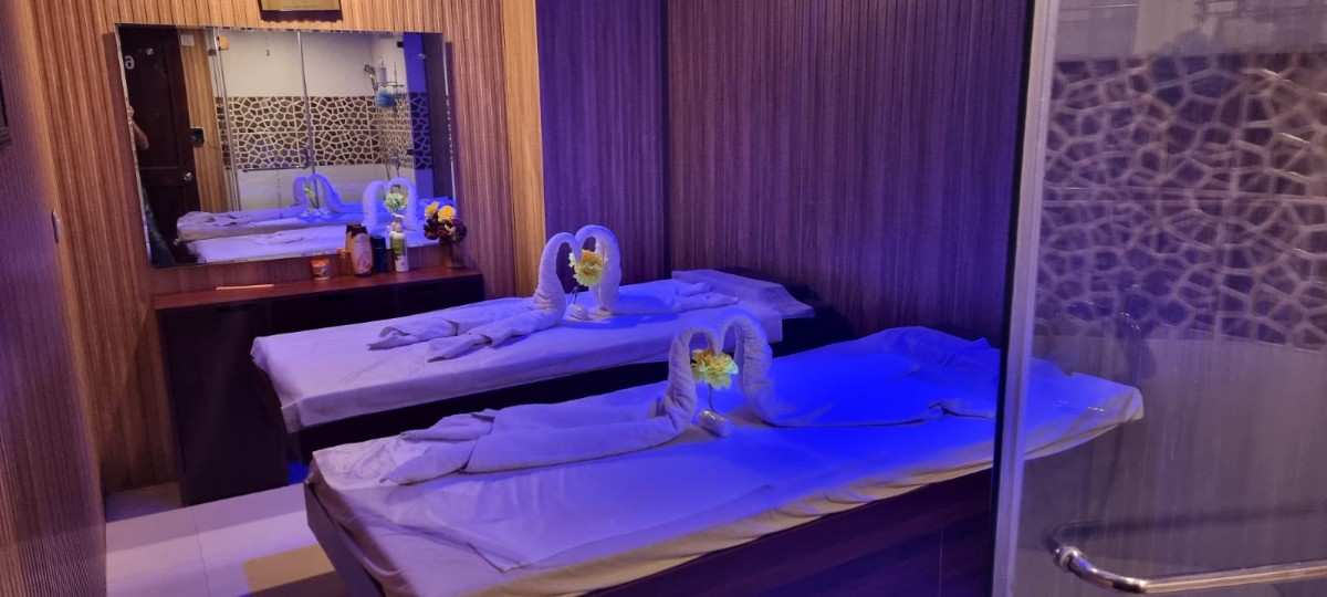 ALMA SPA bed area